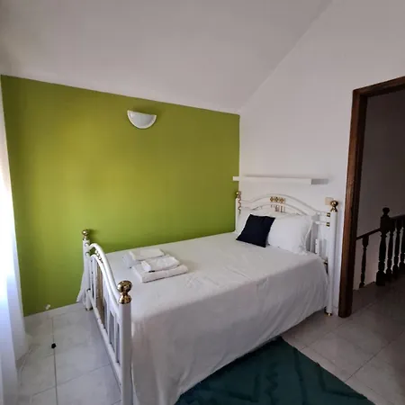 Seashell Consolacao Atouguia Da Baleia